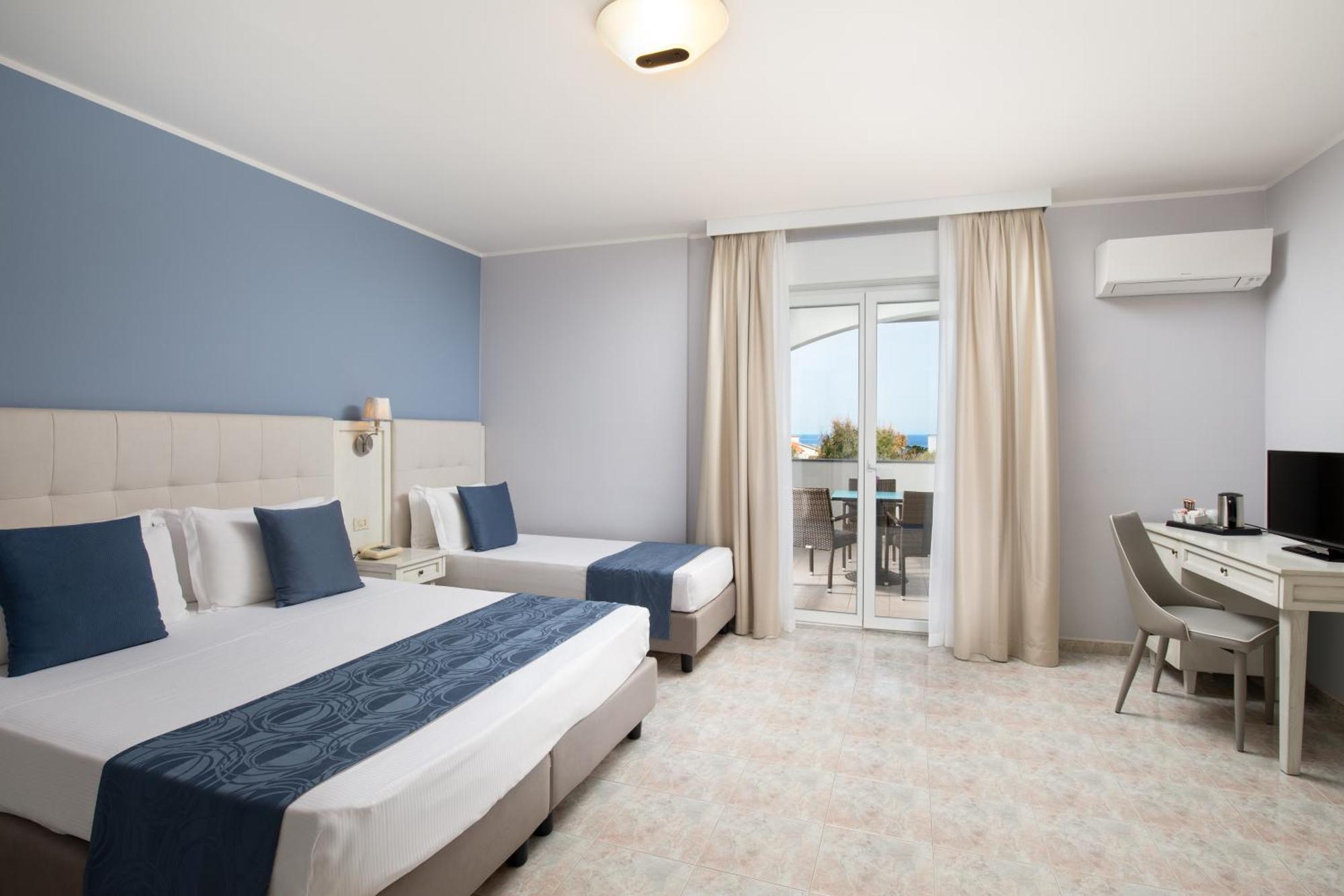 קאסטלסארדו Hotel Rosa Dei Venti מראה חיצוני תמונה