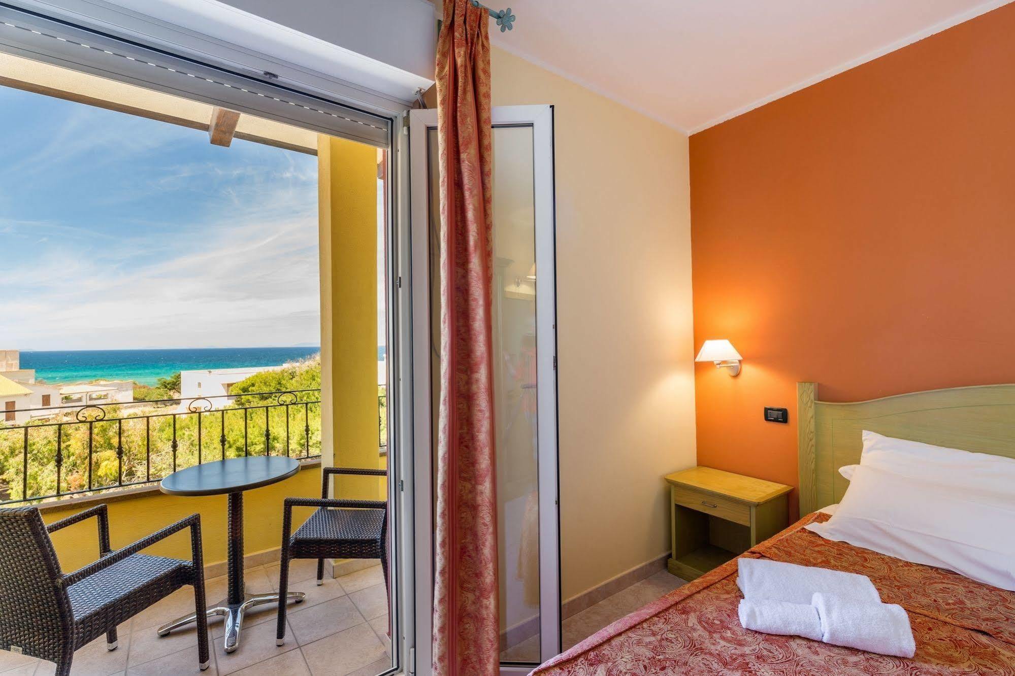 קאסטלסארדו Hotel Rosa Dei Venti מראה חיצוני תמונה