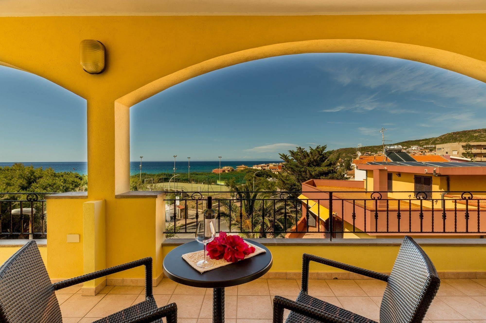 קאסטלסארדו Hotel Rosa Dei Venti מראה חיצוני תמונה