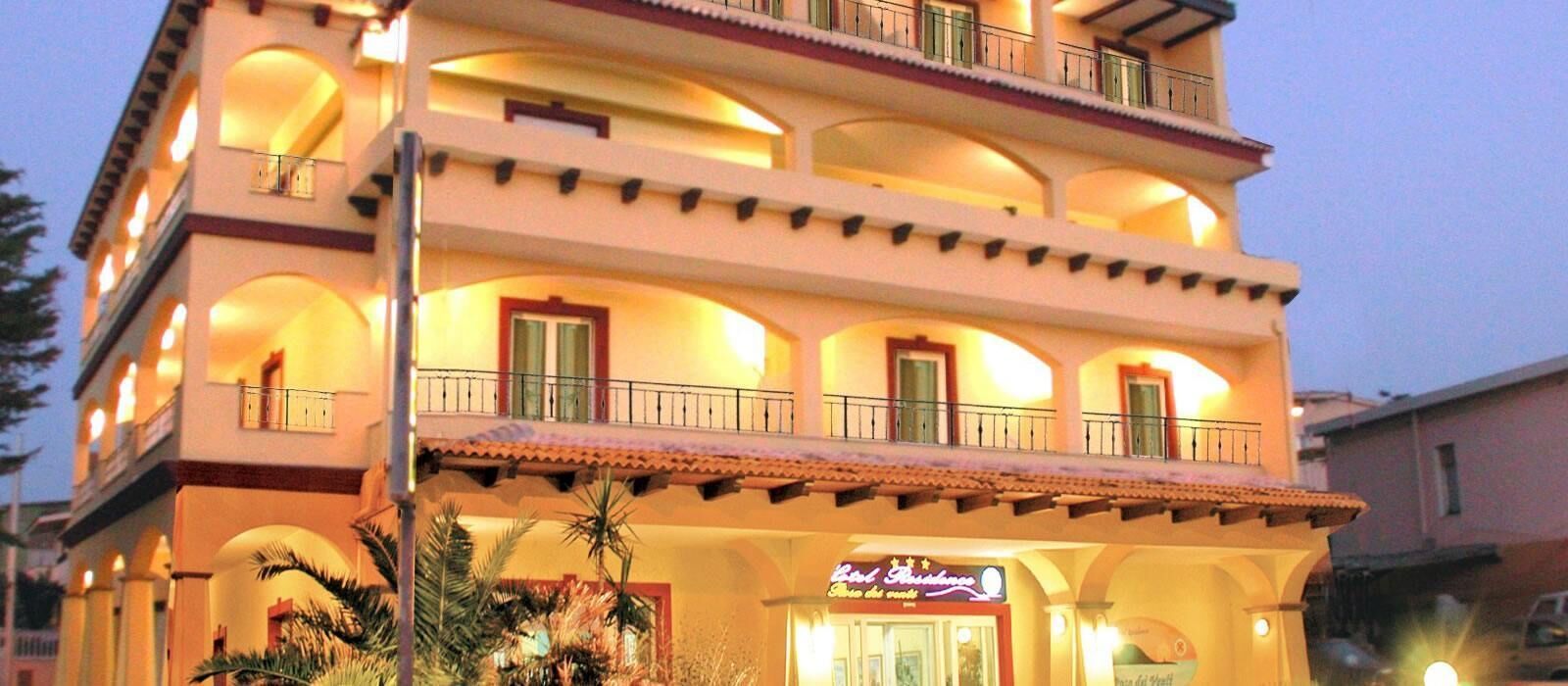 קאסטלסארדו Hotel Rosa Dei Venti מראה חיצוני תמונה